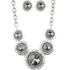 Necklace and Earring set